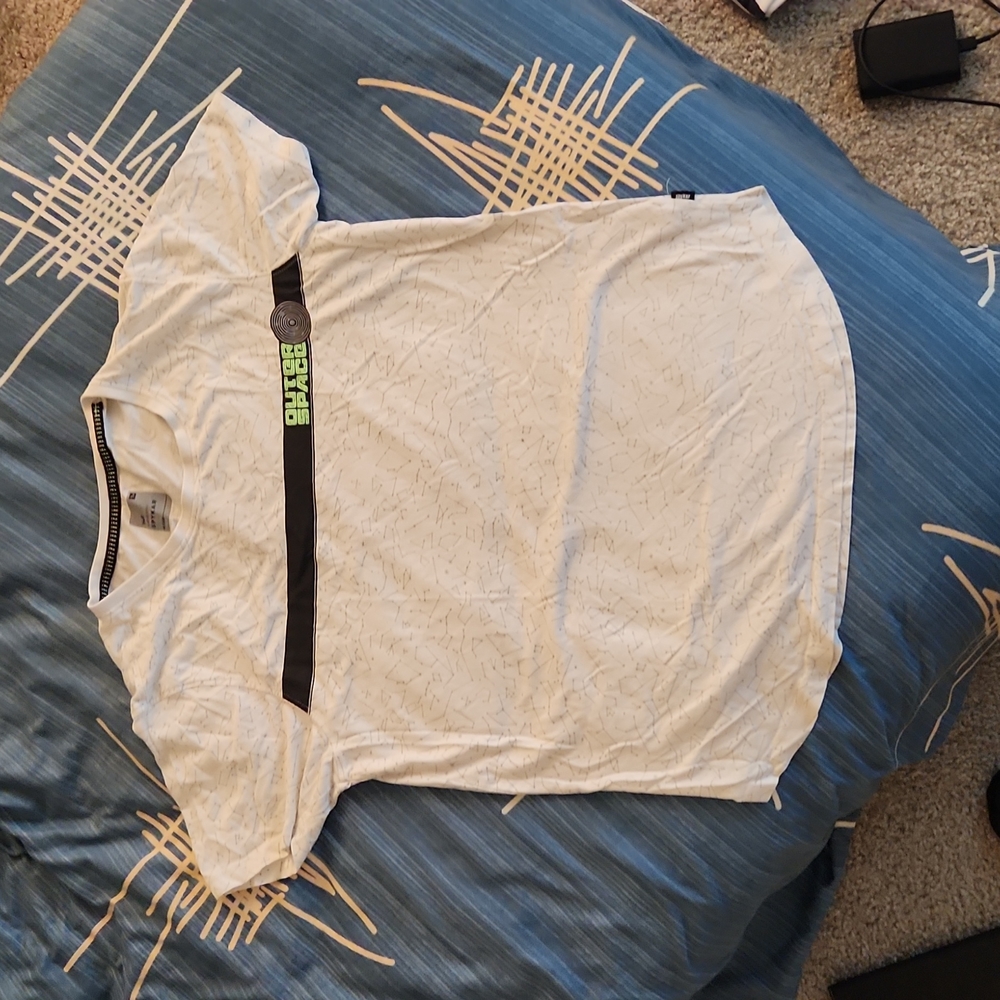 7 T-shirts and 1 Sweatshirt